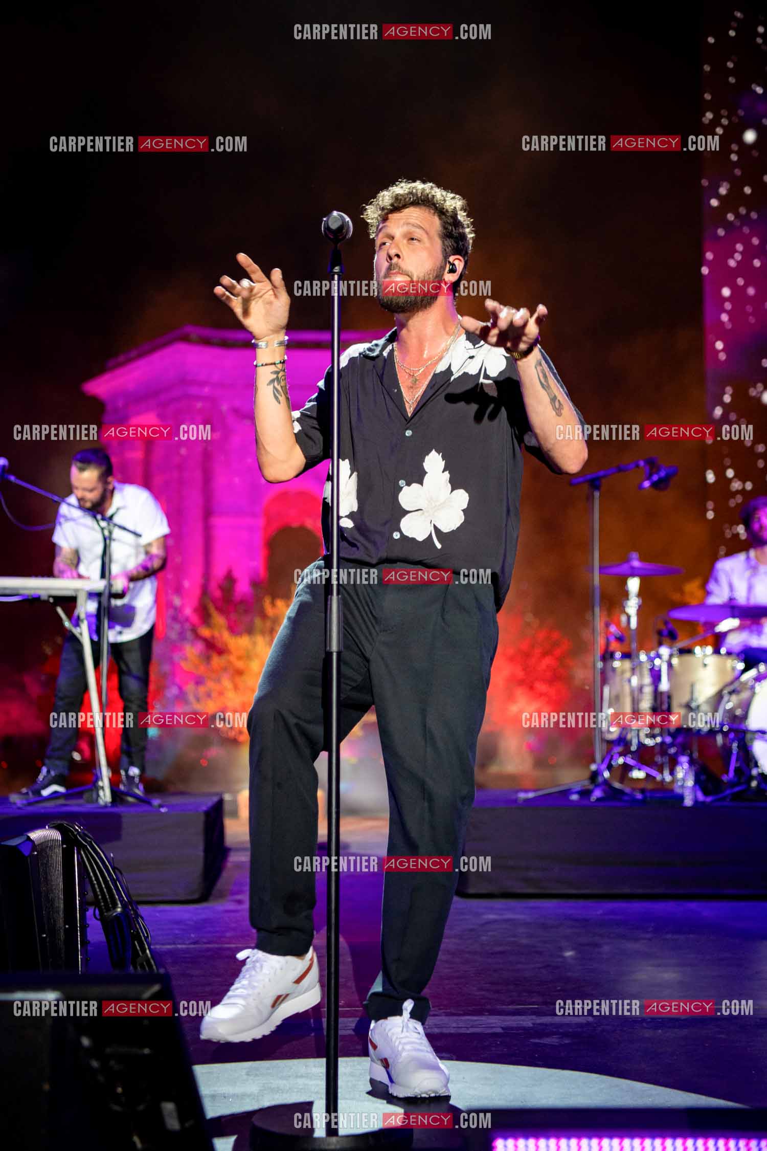 Le chanteur Claudio Capéo en concert à Montpellier.  ( Exclusif )