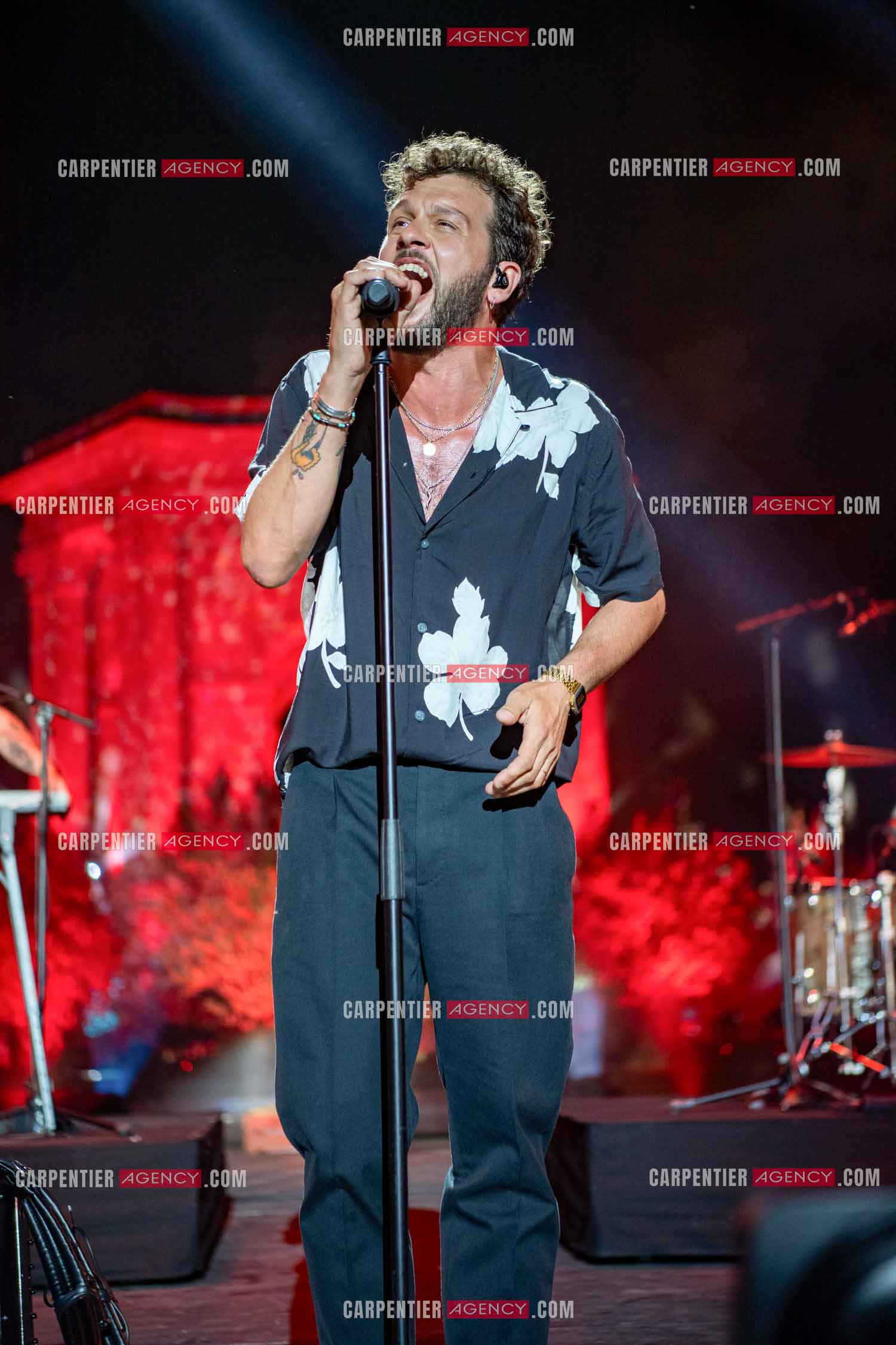 Le chanteur Claudio Capéo en concert à Montpellier.  ( Exclusif )