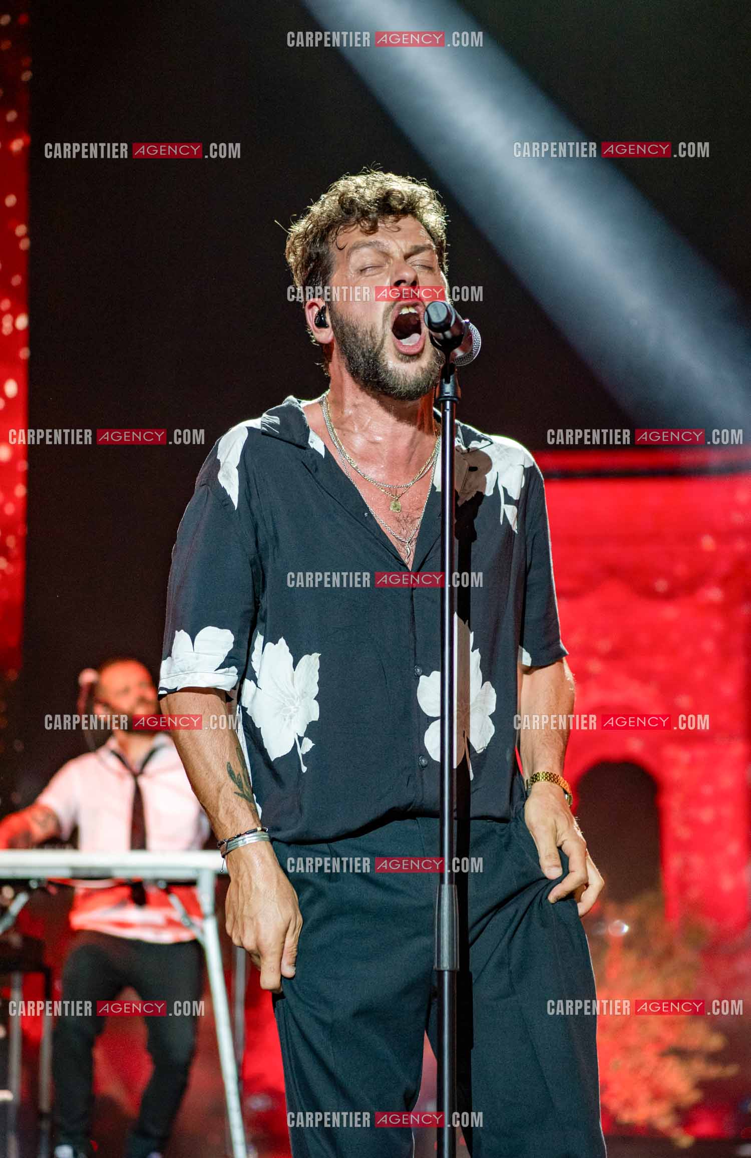 Le chanteur Claudio Capéo en concert à Montpellier.  ( Exclusif )