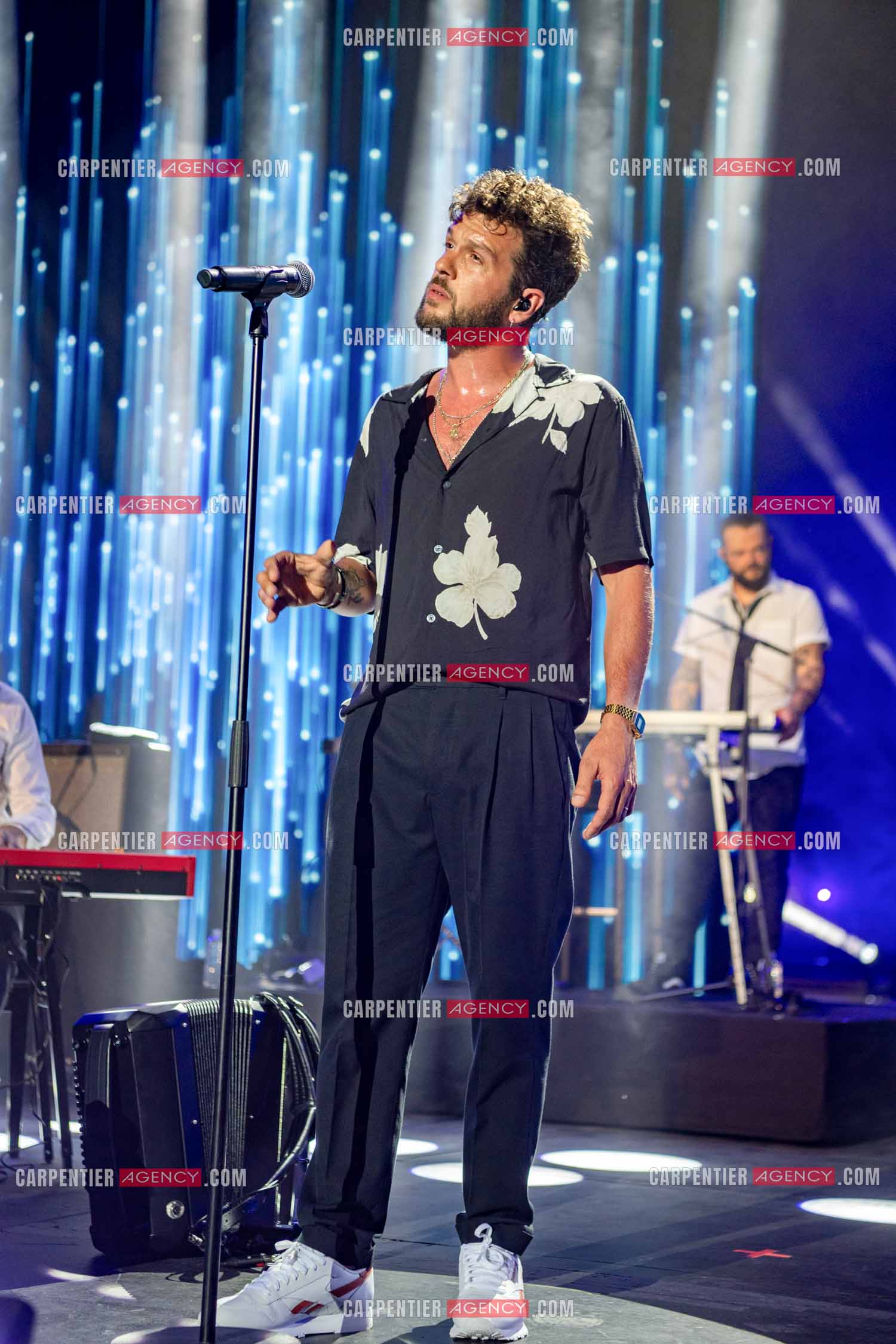 Le chanteur Claudio Capéo en concert à Montpellier.  ( Exclusif )