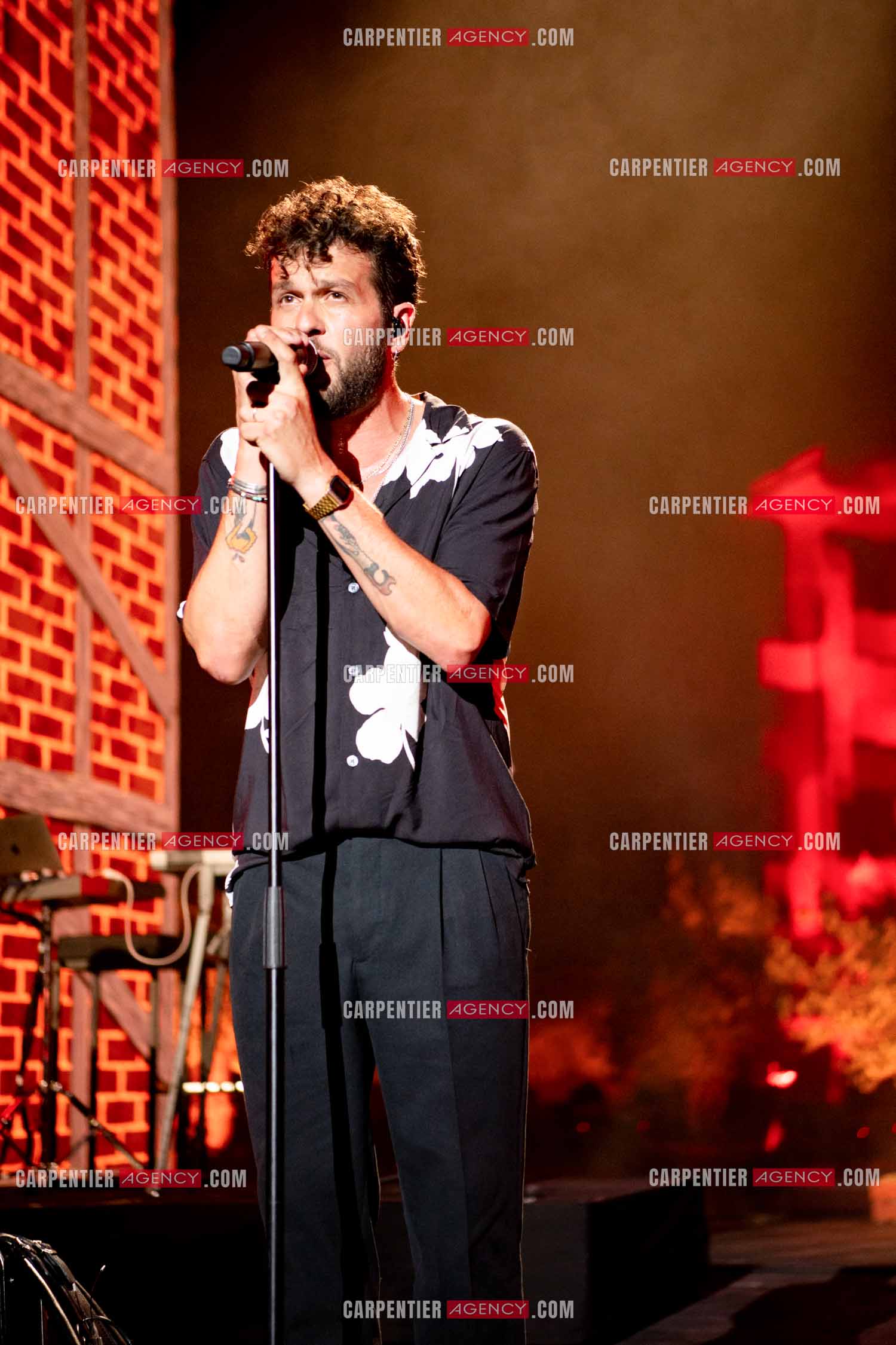 Le chanteur Claudio Capéo en concert à Montpellier.  ( Exclusif )