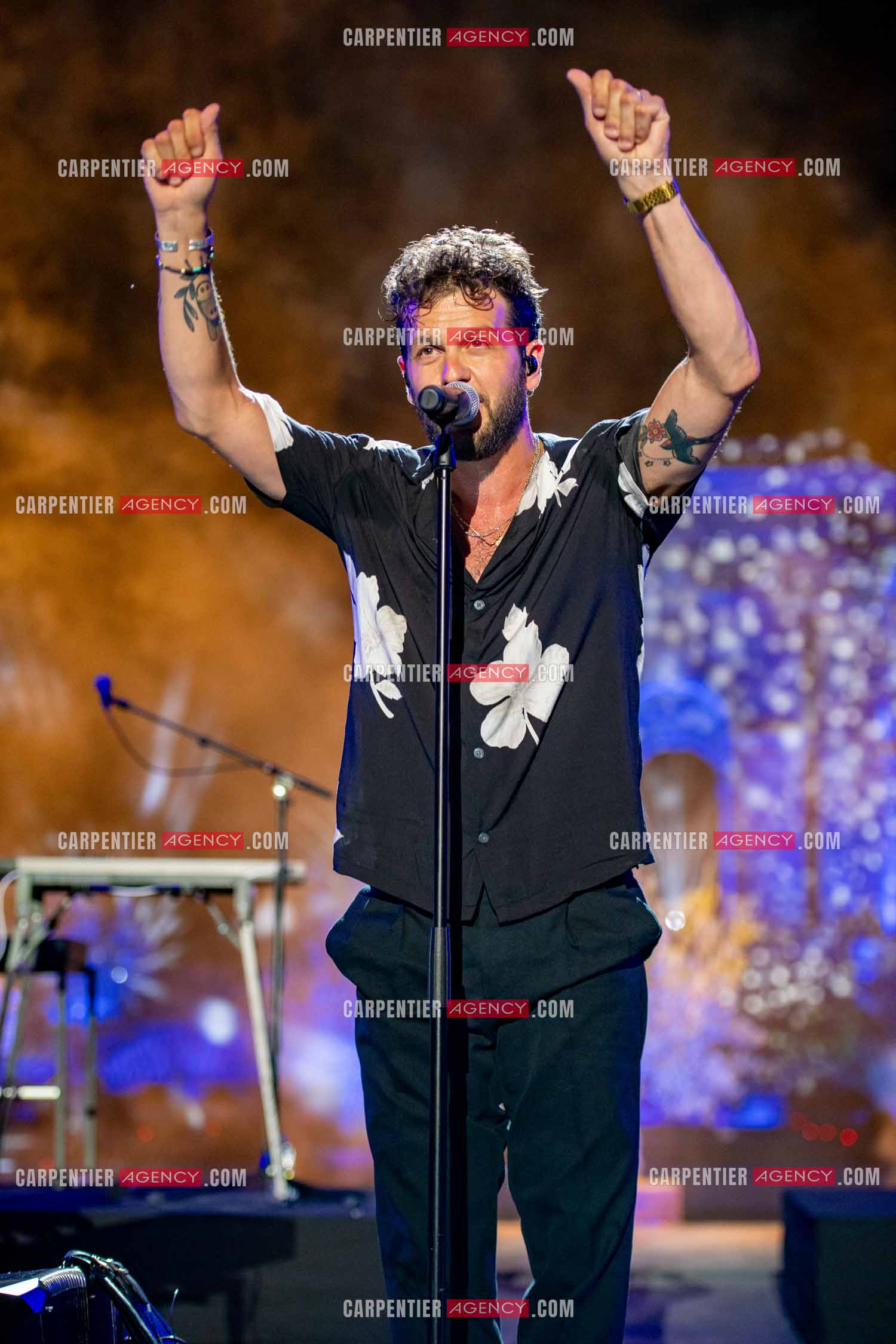 Le chanteur Claudio Capéo en concert à Montpellier.  ( Exclusif )