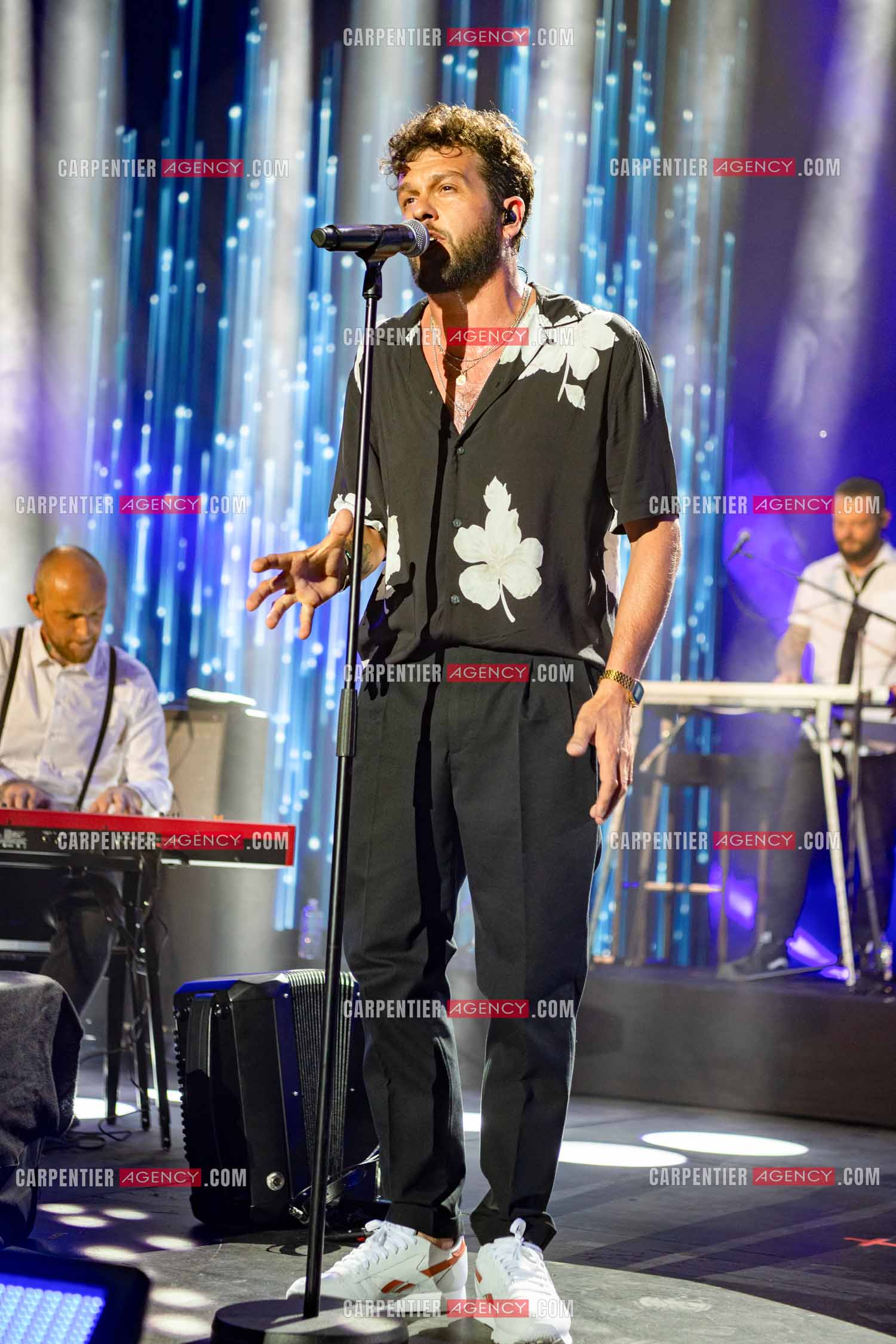 Le chanteur Claudio Capéo en concert à Montpellier.  ( Exclusif )