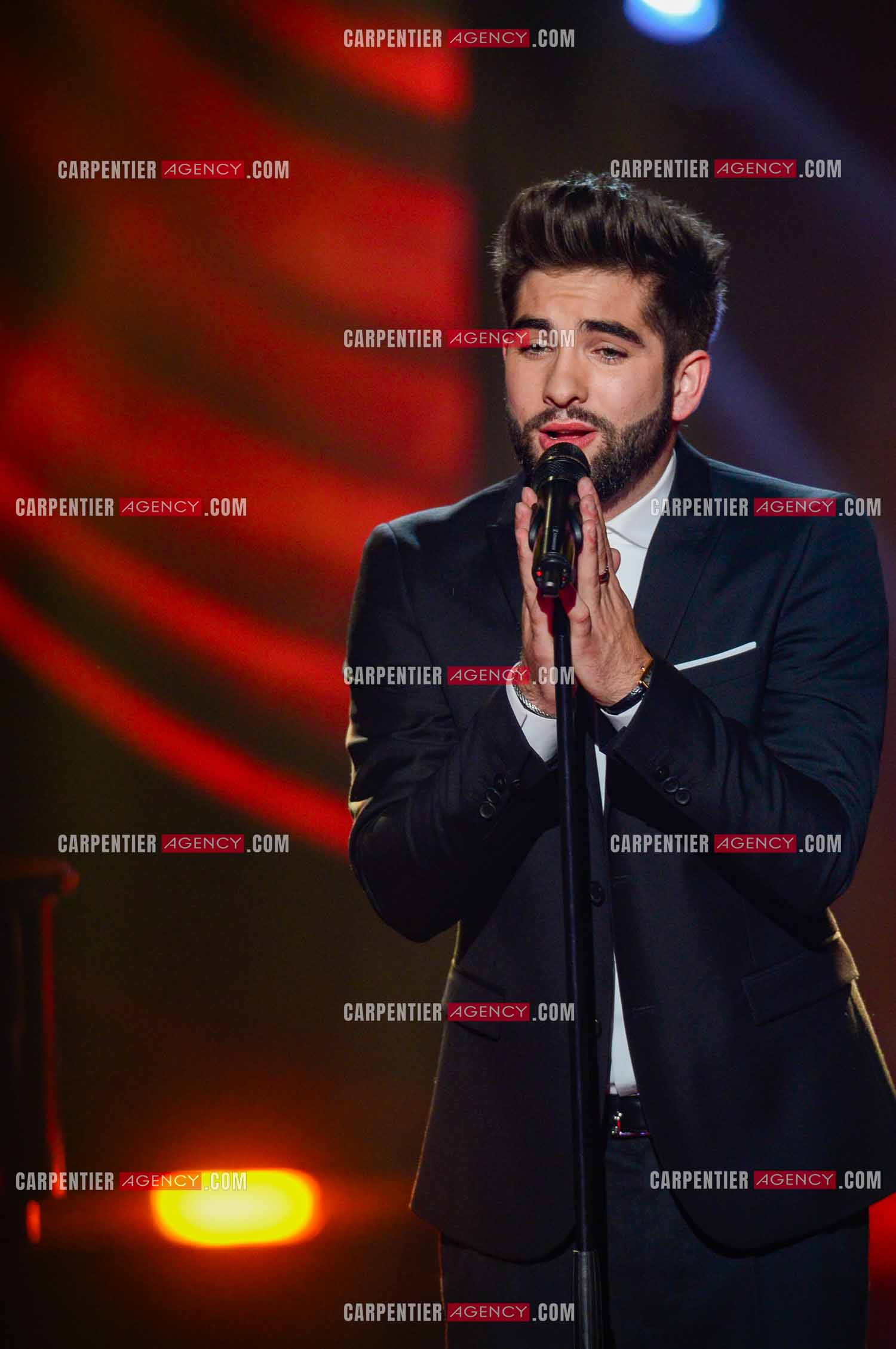 Le chanteur Kendji Girac invité pour la promo de son album sur le plateau de The Voice.  ( Exclusif )