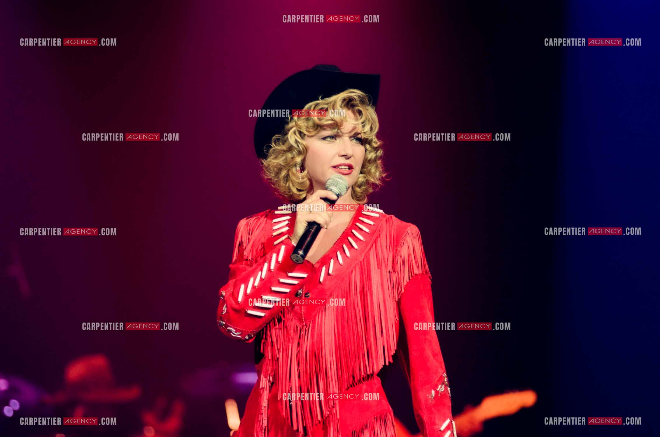 La chanteuse Jeane Manson en concert Country Girl au Casino de Paris.  ( Exclusif )