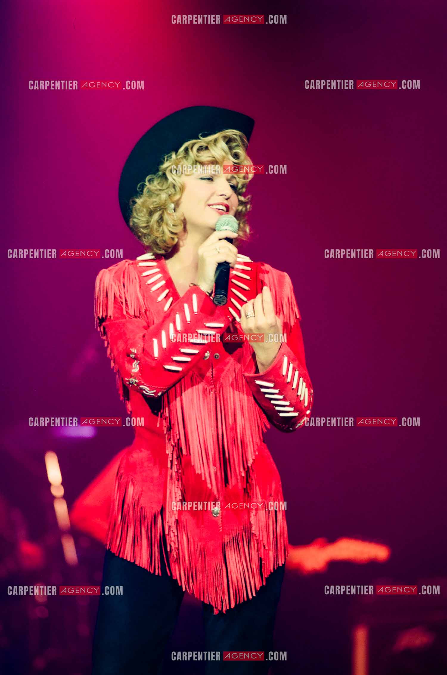 La chanteuse Jeane Manson en concert Country Girl au Casino de Paris.  ( Exclusif )