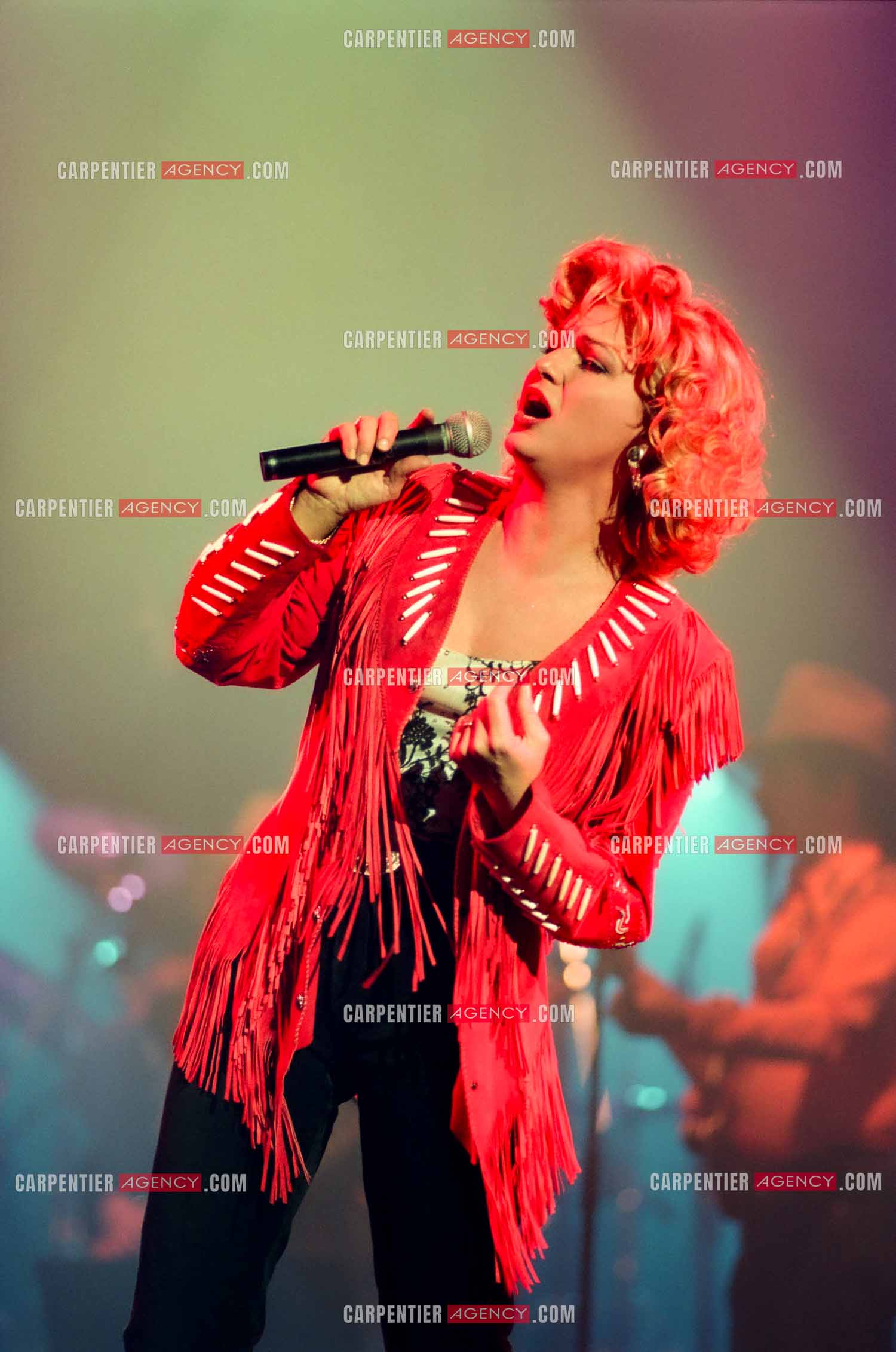 La chanteuse Jeane Manson en concert Country Girl au Casino de Paris.  ( Exclusif )