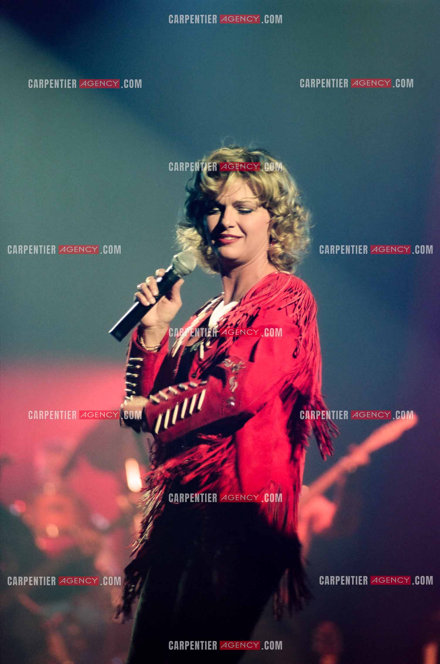 La chanteuse Jeane Manson en concert Country Girl au Casino de Paris.  ( Exclusif )