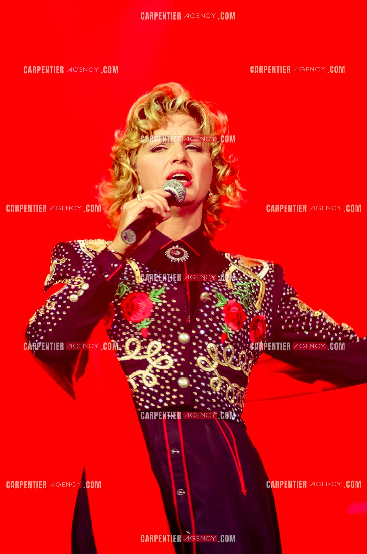 La chanteuse Jeane Manson en concert Country Girl au Casino de Paris.  ( Exclusif )