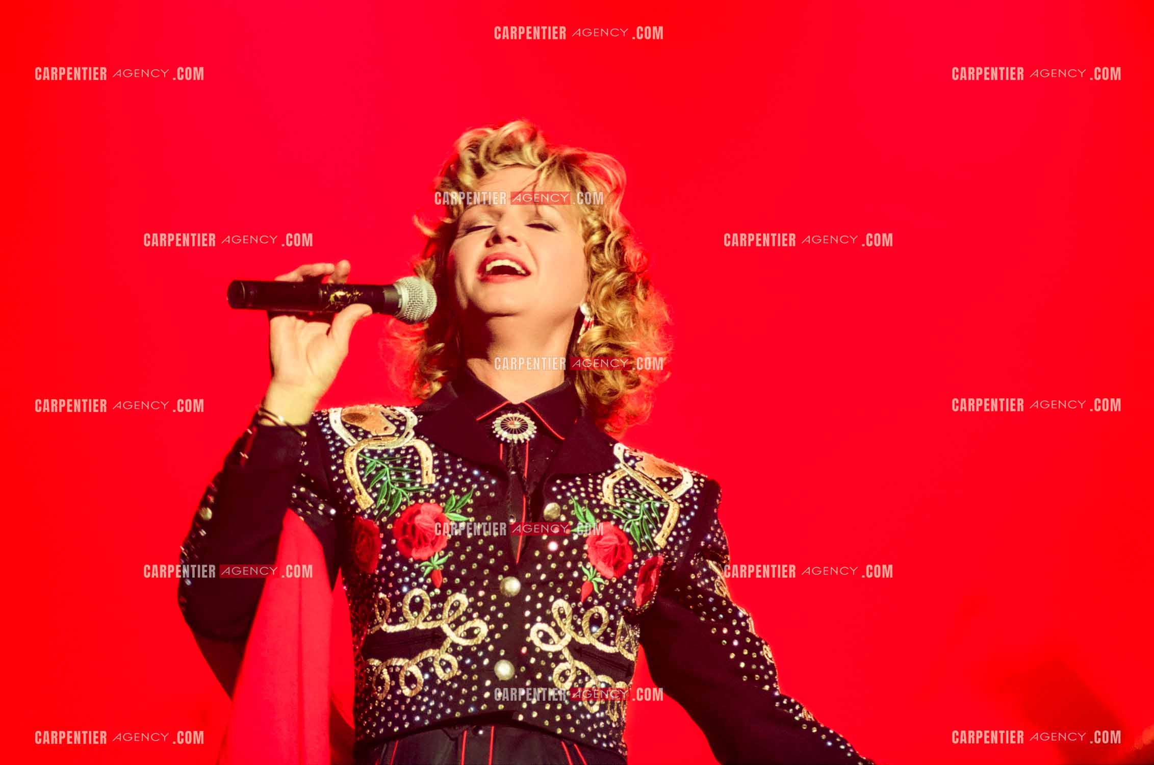 La chanteuse Jeane Manson en concert Country Girl au Casino de Paris.  ( Exclusif )