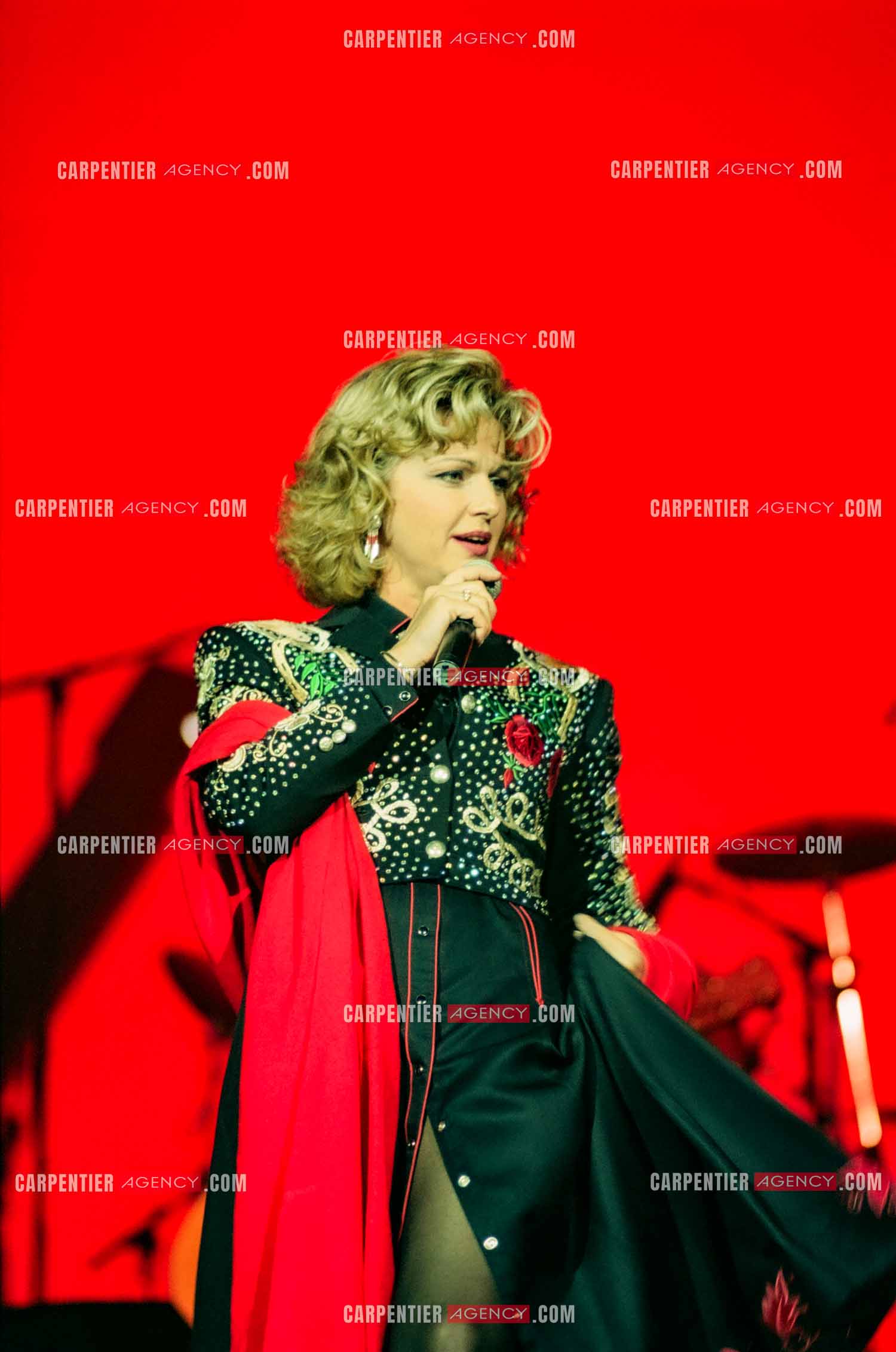 La chanteuse Jeane Manson en concert Country Girl au Casino de Paris.  ( Exclusif )