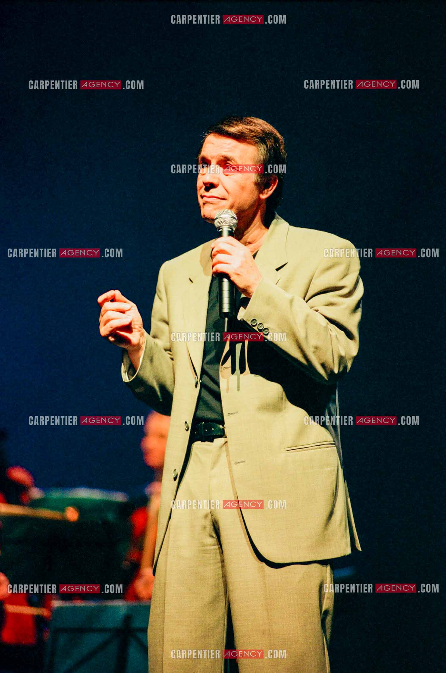 Le chanteur Salvatore Adamo en concert.  ( Exclusif )