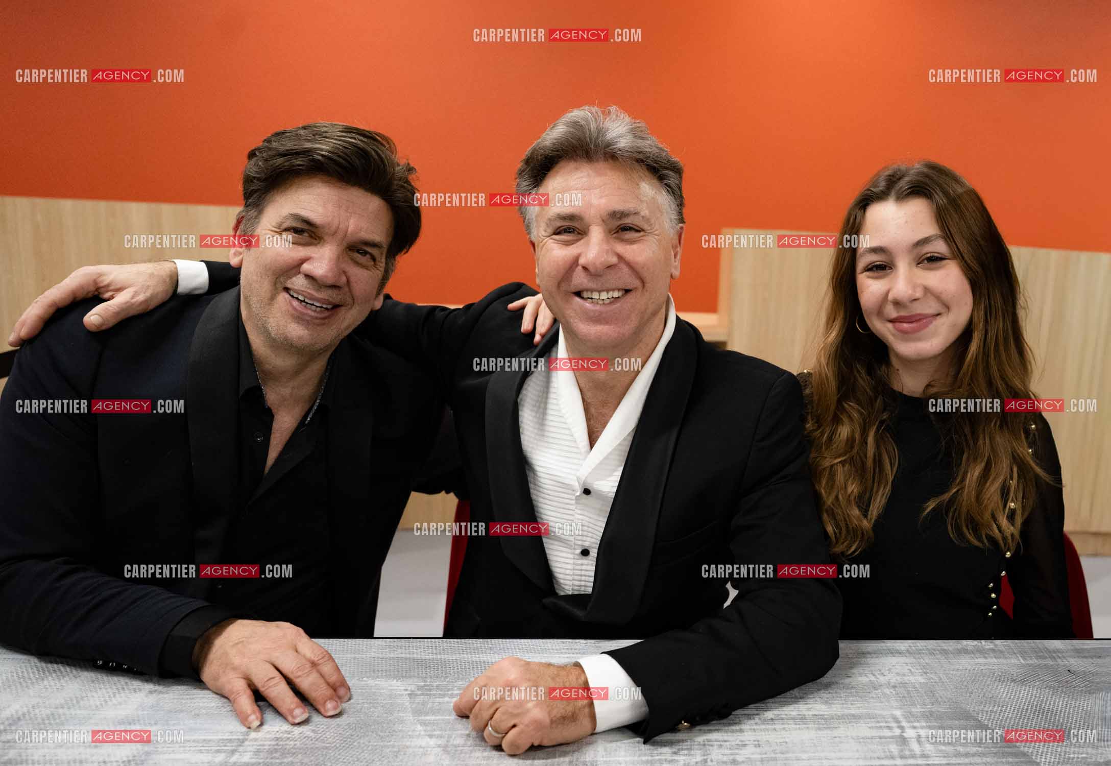 Jean-Félix Lalanne, Roberto Alagna et sa fille Malena lors d'un récital ensoleillé de chansons italiennes dans un écrin purement acoustique.  ( Exclusif )