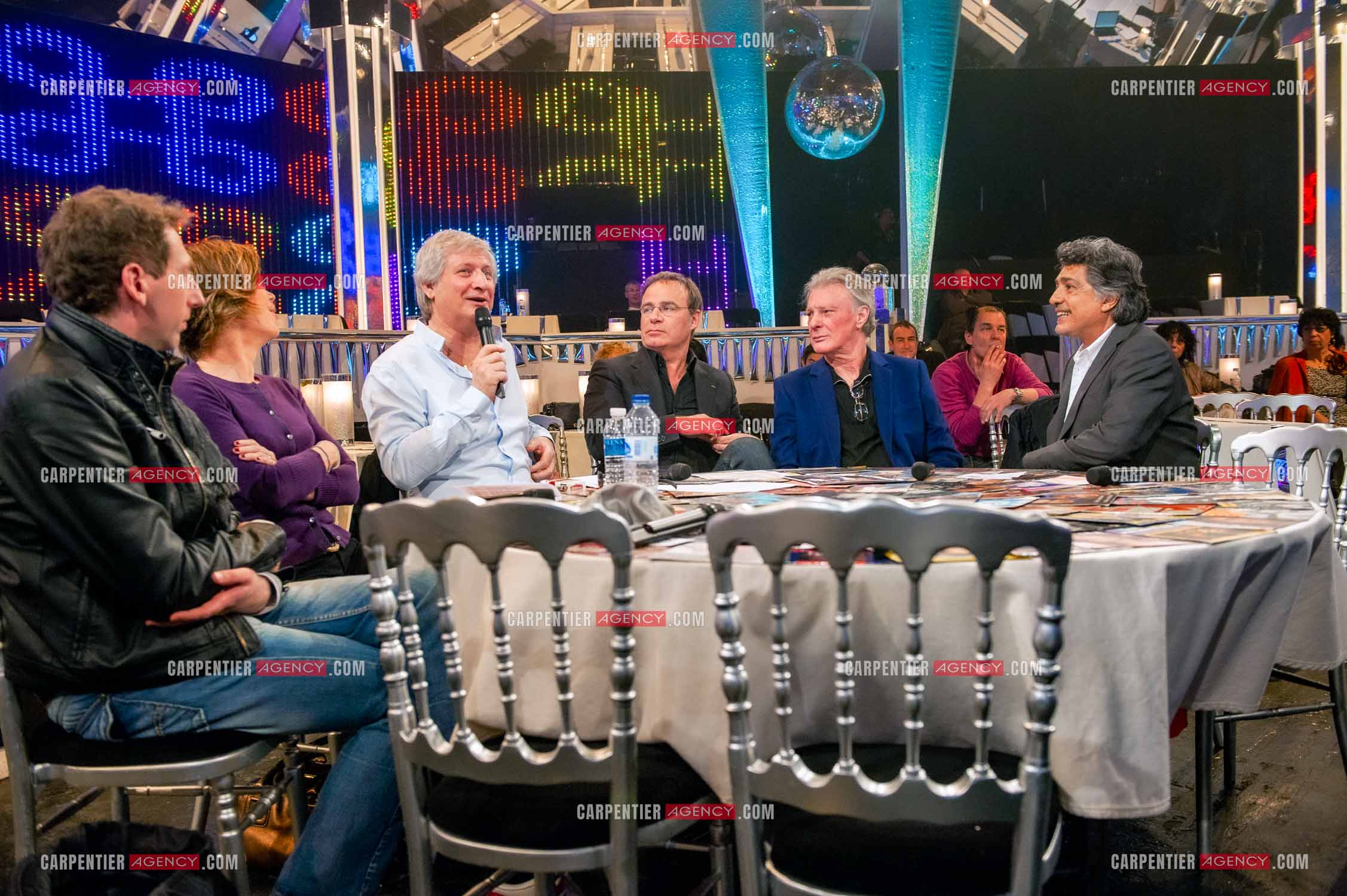 Frédéric François dans l'émission “Les Années bonheur“ présentée par Patrick Sébastien et Fabien Lecoeuvre. Également présent sur le plateau le chanteur Herbert Léonard. ( Exclusif )